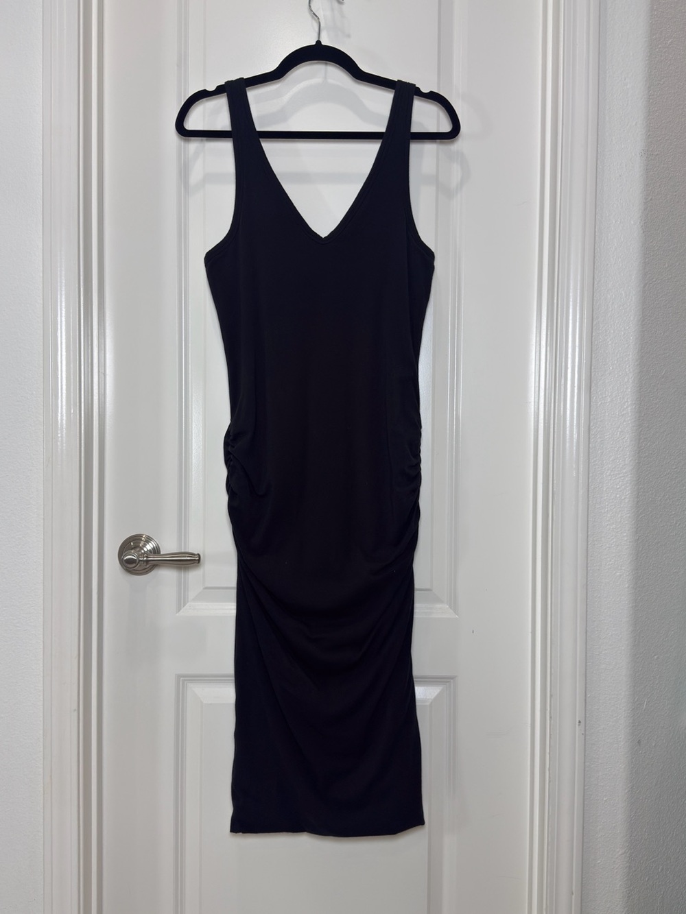 James Perse Black Sleeveless V-Neck Dress